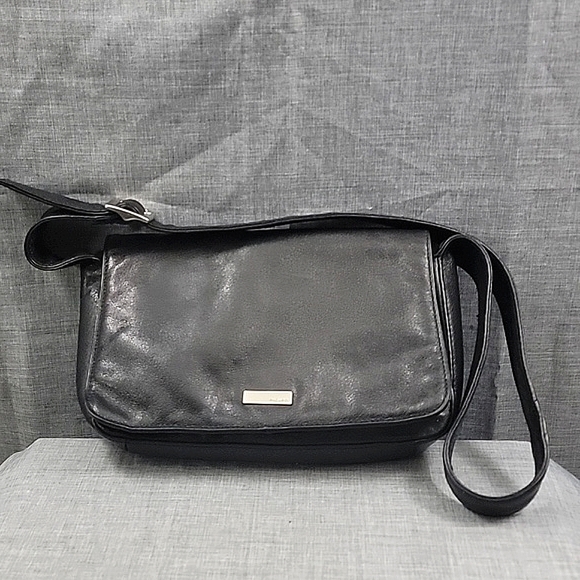 Picard Small Black Leather Messenger flap Shoulder Bag w/ Silver Buckle Hardware - Picture 1 of 11
